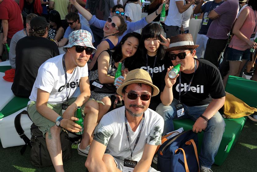 CANNES CONNECT BAR day 2 (11).jpg